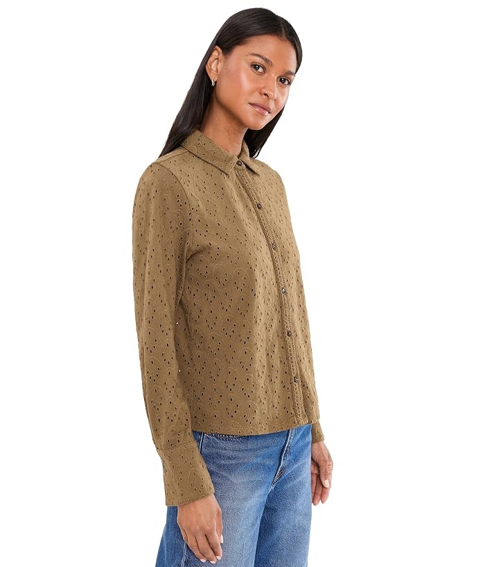NIC+ZOE Knit Eyelet Pop On Top - Image 3