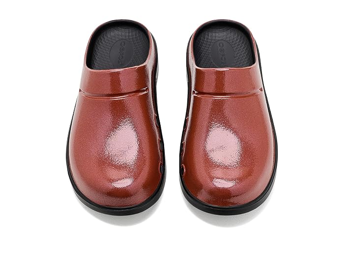 OOFOS Oocloog Luxe Clogs - Image 2