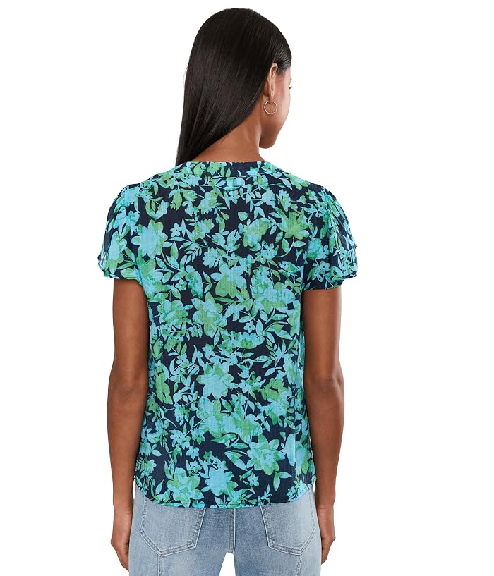 CeCe Floral Shirred Flutter Sleeve Top - Image 4