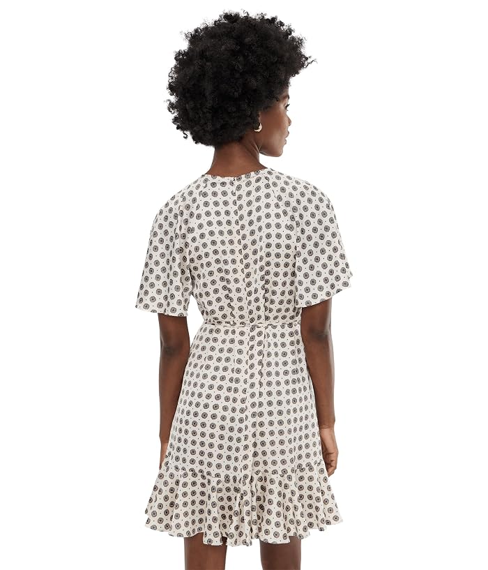 CeCe Center Front Keyhole Raglan Skater Dress - Image 4