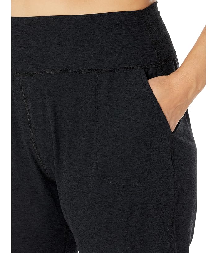 Beyond Yoga Plus Size Spacedye Midi Joggers - Image 3