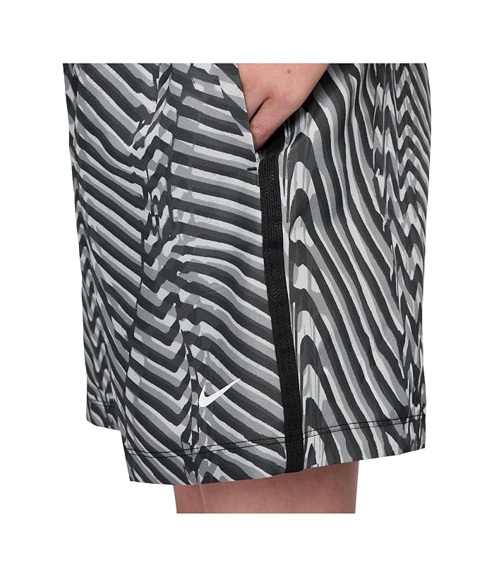 Nike Kids Dri-FIT Multi Short Woven Bold (Big Kid) - Image 4
