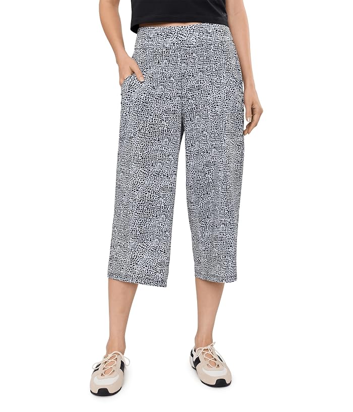 Jamie Sadock Ocelot Sunsense 31" Inseam Mid Capri Pants