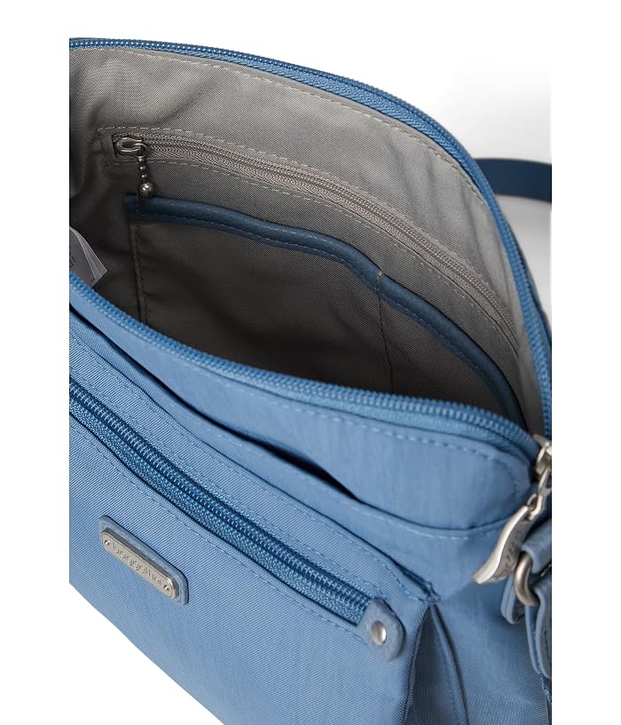 Baggallini Go Bagg with RFID Phone Wristlet - Image 3