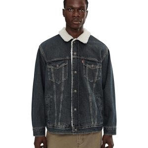 Levi's® Mens Relaxed Fit Sherpa Trucker